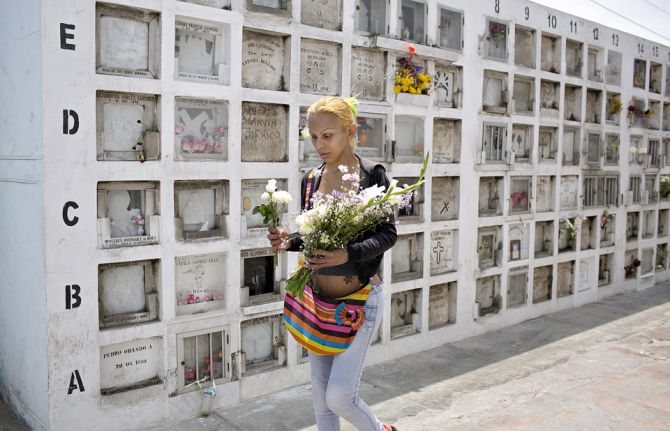 Nearly every week, Yasuri visits the Baquijano Cemetery to leave flowers and pray at a Peruvian saint’s tomb. She said she can no longer stand sex work. “It makes me sick,” said Yasuri, who dreams of having a family and getting married one day.