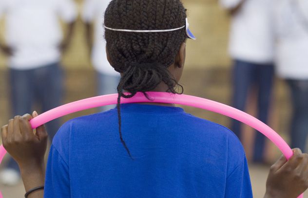 Studies conducted in South Africa show that small cash grants provided to poor households allow teenage girls to make safer sexual choices and can significantly reduce the number of new HIV infections. When psychosocial care and support are added to the c