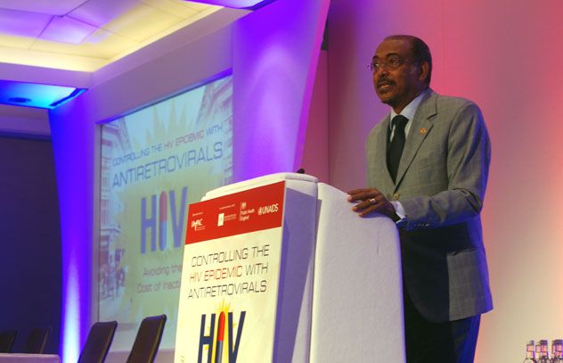 UNAIDS Executive Director Michel Sidibé speaking at the IAPAC summit on HIV treatment.