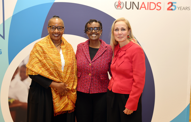 Mamadi Yilla, US State Department; Winnie Byanyima; Kitty van der Heijden, Vice Minister for Development Cooperation of the Netherlands.