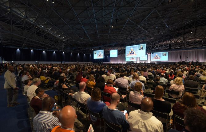 The 22nd International AIDS Conference opened on 23 July in Amsterdam, Netherlands. Under the theme “Breaking barriers, building bridges”, the conference will draw attention to the need of rights-based approaches to more effectively reach key populations.