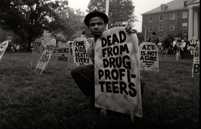 People marching for HIV treatment at a demonstration in May 1990 at the National Institutes of Health in Washington, DC, United States of America. Credit: Elizabeth Carecchio