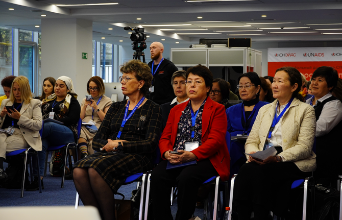 Launch of the Global AIDS Report 2022 in Russian. Almaty, Kazakhstan, 27 October 2022. Copyright: vlast.kz