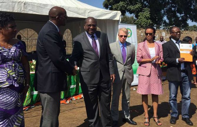 Chitalu Chilufya, Zambia’s Minister of Health, Eric Schultz, United States Ambassador to Zambia, Medhin Tshaiu, UNAIDS Country Director in Zambia, and George Tembo, Board Chair of the National HIV/AIDS/STI/TB Council, at the launch of the AIDS Response Fa