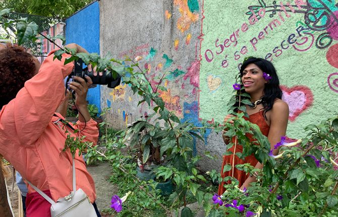 Una is a coastal city of just over 20 000 inhabitants in the Brazilian state of Bahia. Fourteen years ago, Rihanna Borges left her little piece of paradise behind, to arrive at a much larger metropolis: São Paulo. “I needed to be reborn as a person and ha