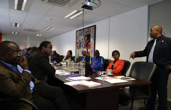 A Tanzanian delegation touring South Africa has stressed the role of political leadership in the AIDS response and noted the importance of matching policies and legislation to the responses to HIV and tuberculosis (TB). 