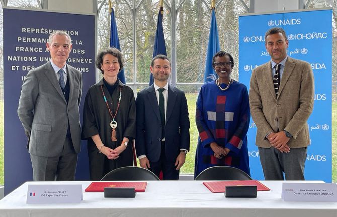 Expertise France partners with UNAIDS to fight HIV stigma and discrimination in western and central Africa